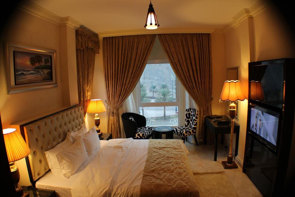 Pioneer Hotel Apartments Mascate Esterno foto