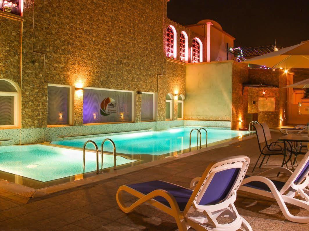 Pioneer Hotel Apartments Mascate Esterno foto